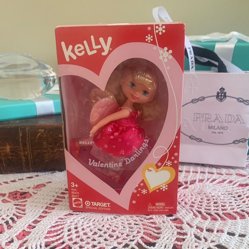 Valentine darlings vintage barbie kelly Doll - Pink Dress target edition